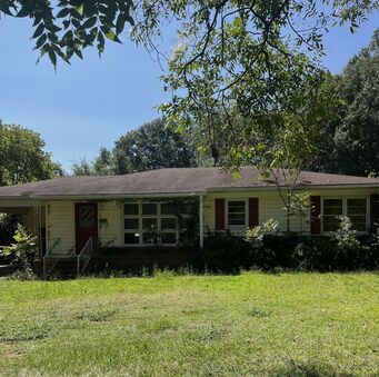 Before & After Exterior House Painting in Jackson, GA (3)