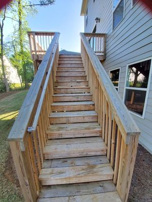 Before & After Deck Staining in Locust Grove, GA (1)