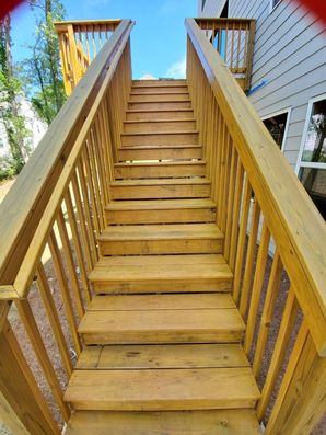 Before & After Deck Staining in Locust Grove, GA (2)